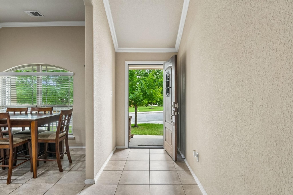 1820 Strawcove - Photo 3