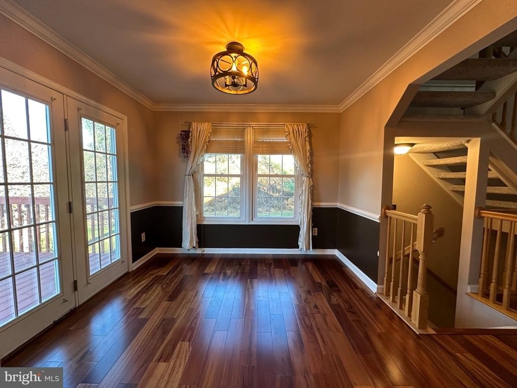 141 Attic Court - Photo 4
