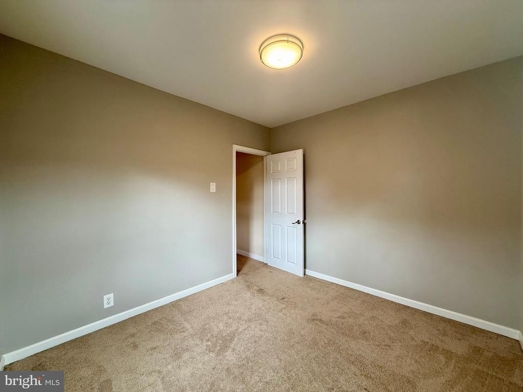 1906 N Scott Street - Photo 24