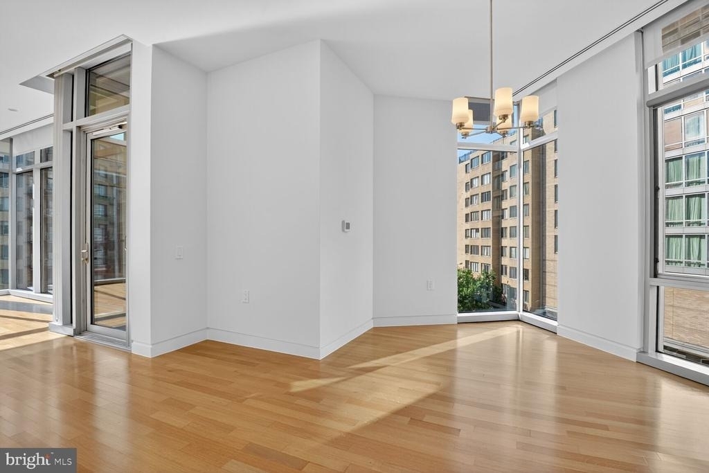 1177 22nd Street Nw - Photo 2