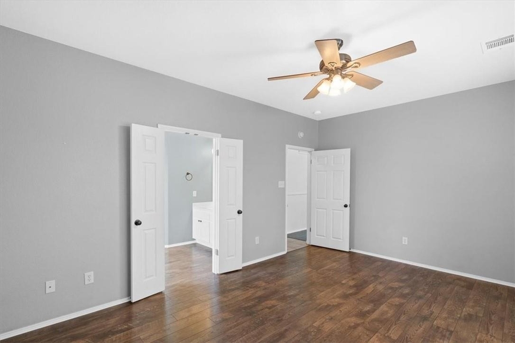 2225 Speidel Dr - Photo 15