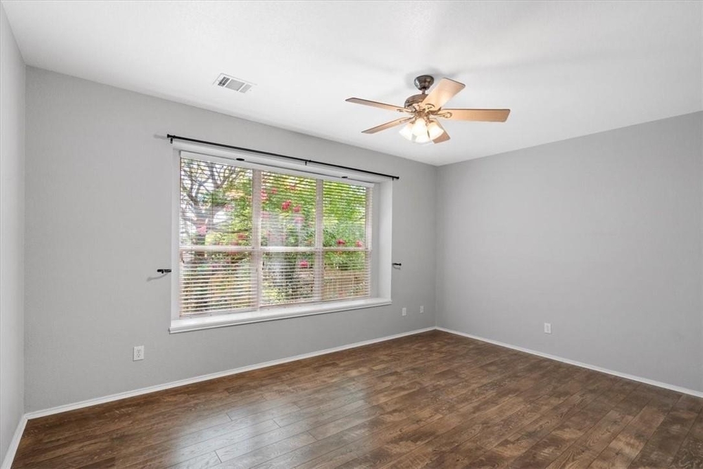 2225 Speidel Dr - Photo 16
