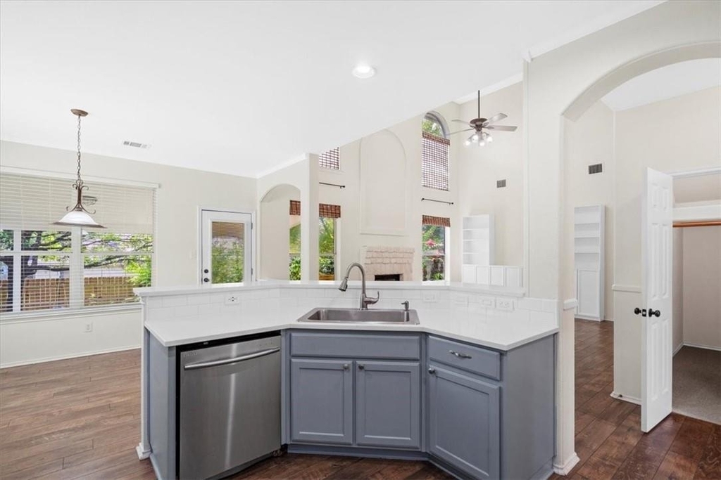 2225 Speidel Dr - Photo 12