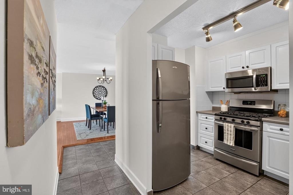 429 N Street Sw - Photo 8