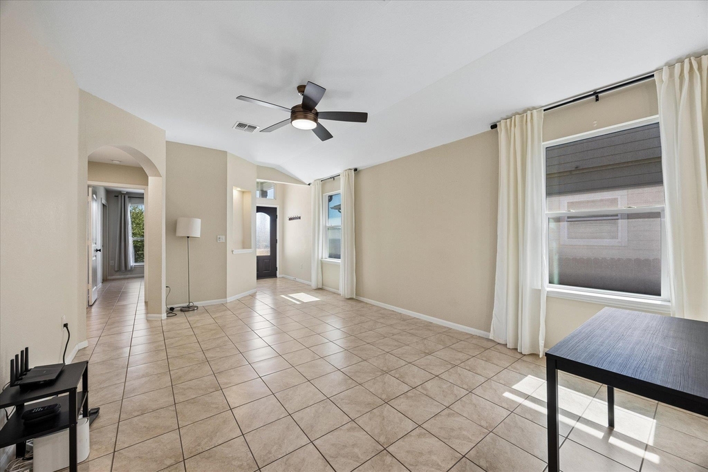 10110 Lampton Ln - Photo 2