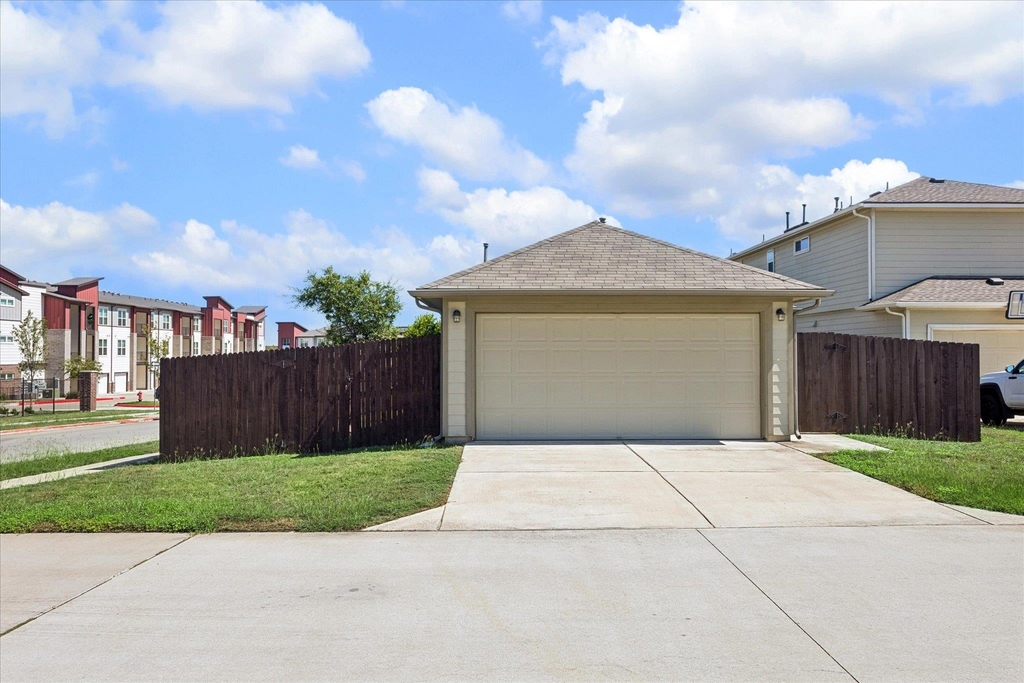 10110 Lampton Ln - Photo 14