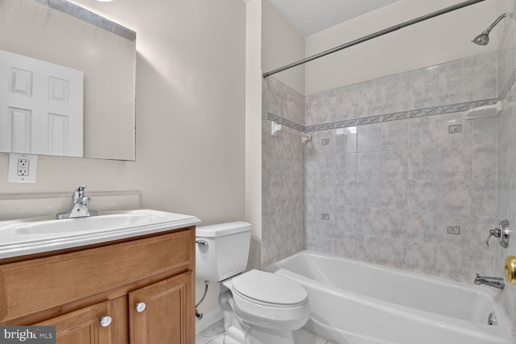 541 Florida Avenue Nw - Photo 13