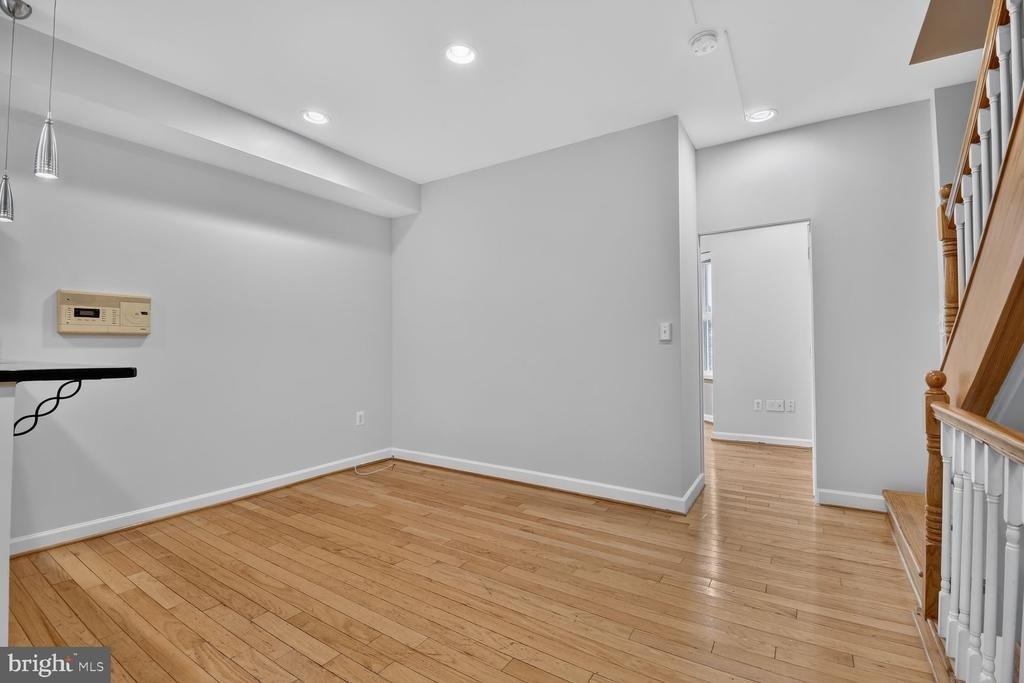 541 Florida Avenue Nw - Photo 4