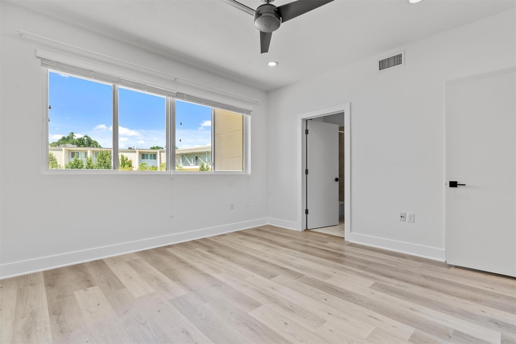 604 N Bluff Dr - Photo 14