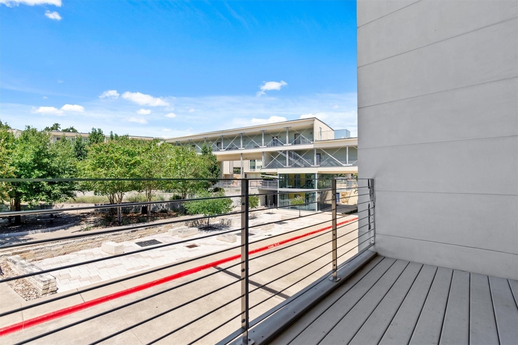 604 N Bluff Dr - Photo 15