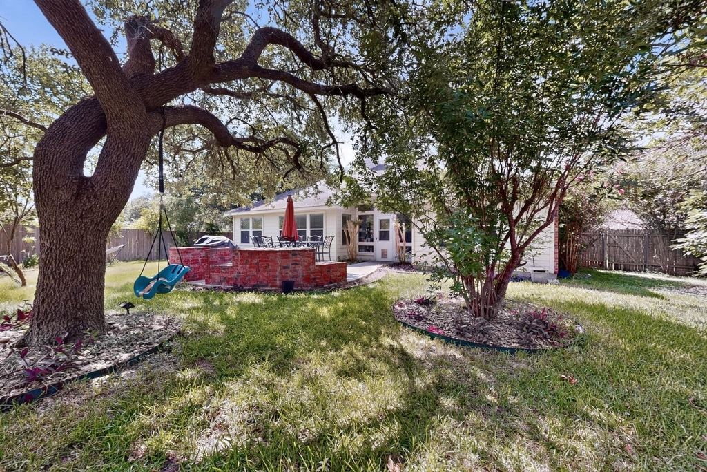 2400 White Stallion Way - Photo 32