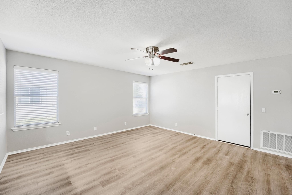 187 Ames Cv - Photo 11