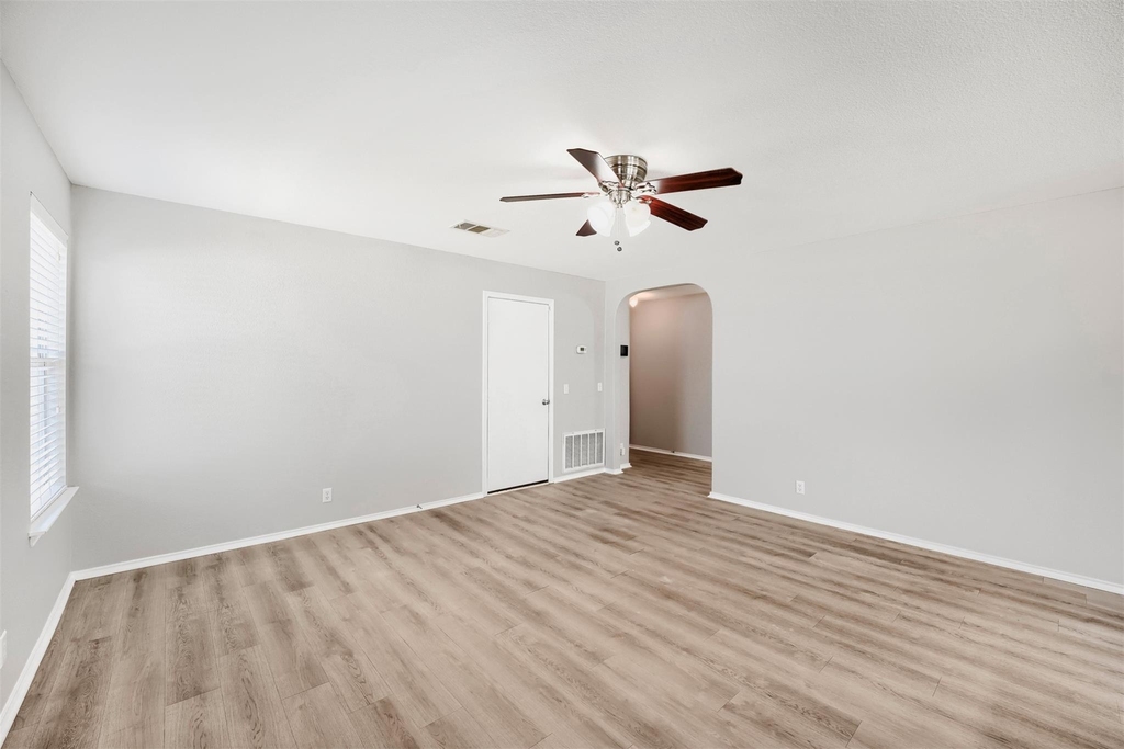 187 Ames Cv - Photo 10