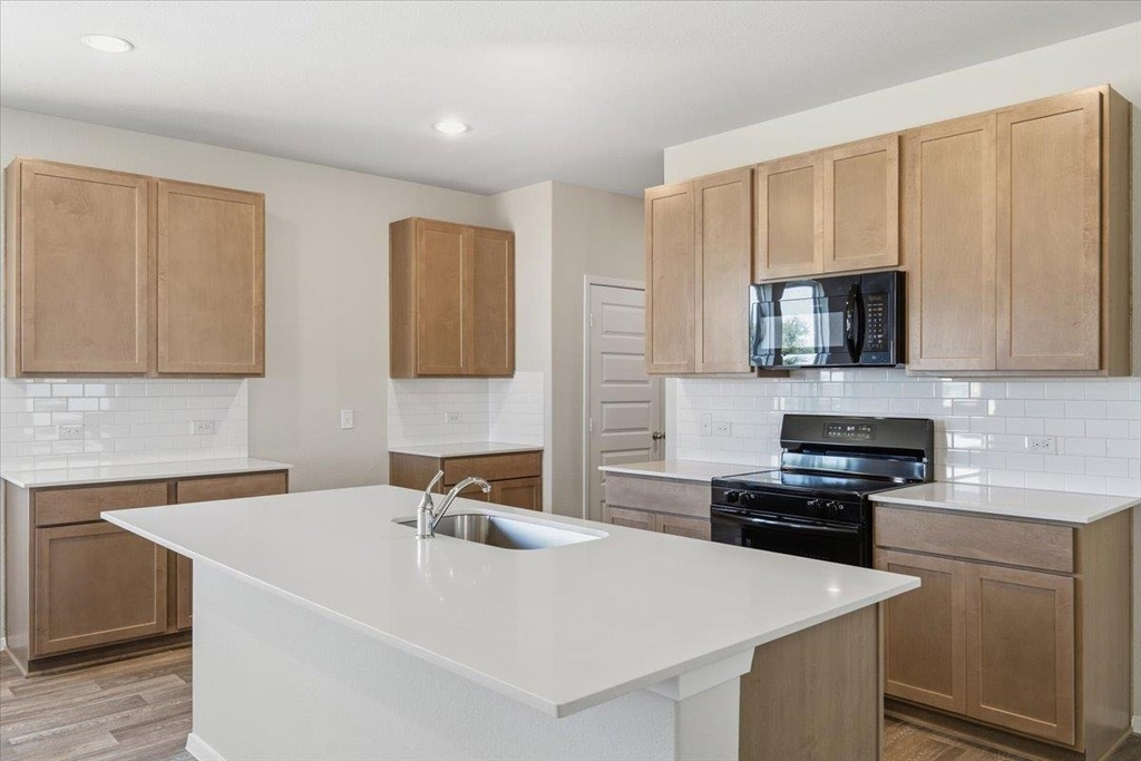 2714 Foss Rd - Photo 11