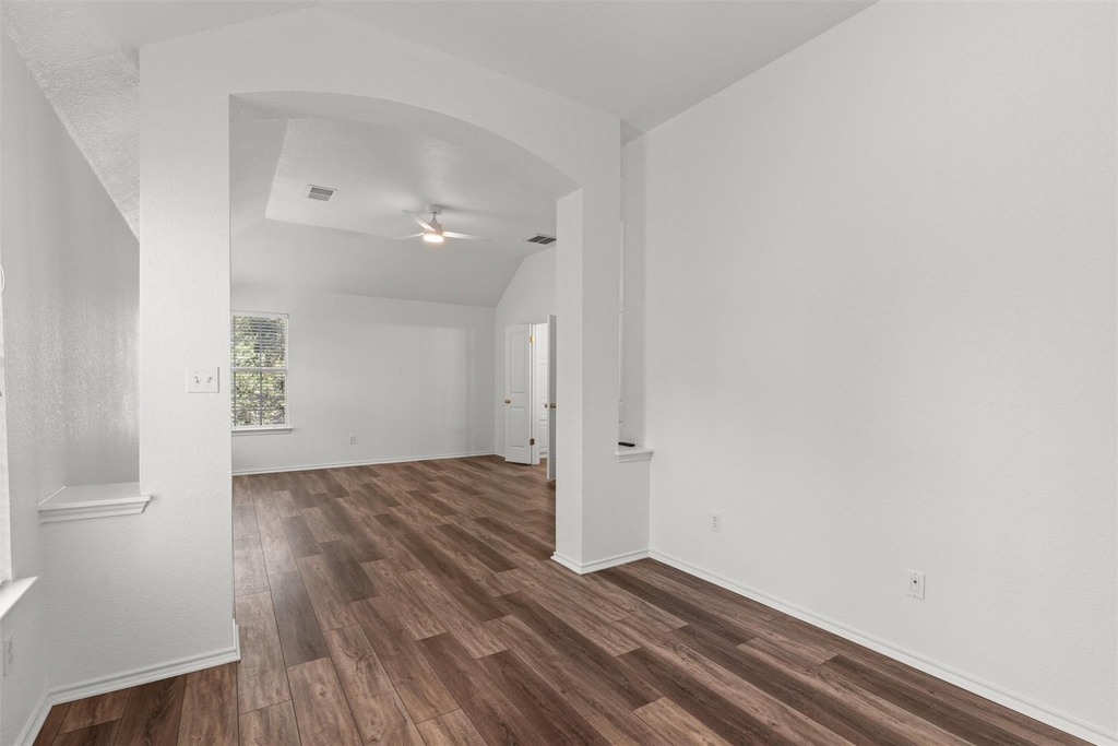 104 Whitechapel Ct - Photo 14