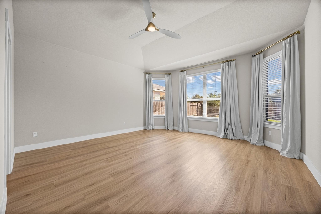 1516 William Bee Dr - Photo 17