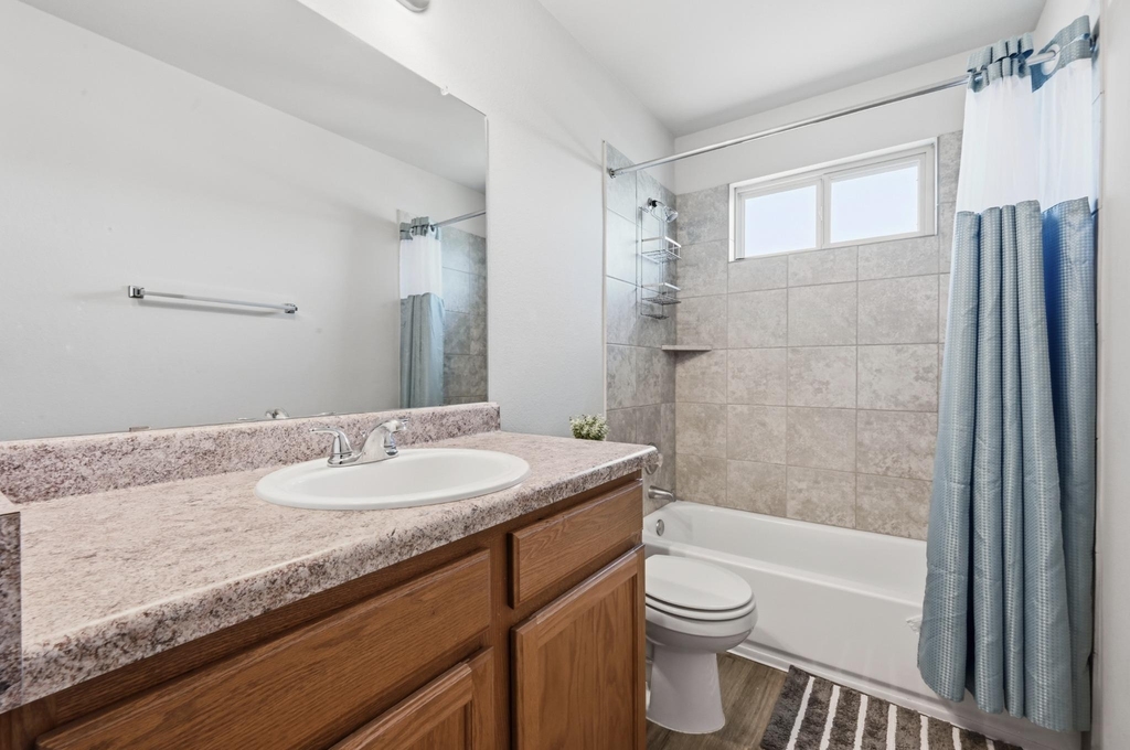 528 Twisted Oaks Ln - Photo 21