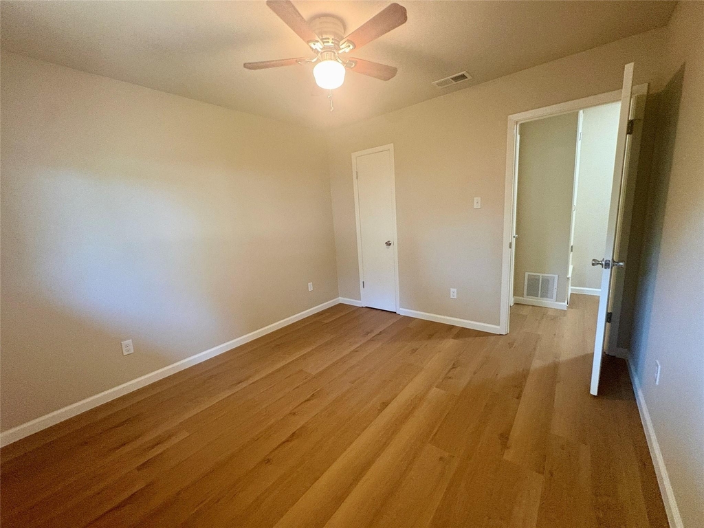 2512 Baxter Dr - Photo 15