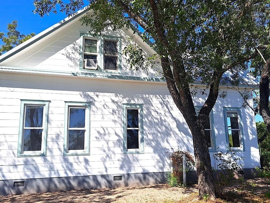 105 Davis Dr - Photo 3