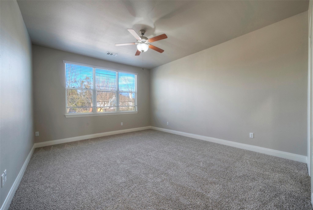 700 Applewood Dr - Photo 7
