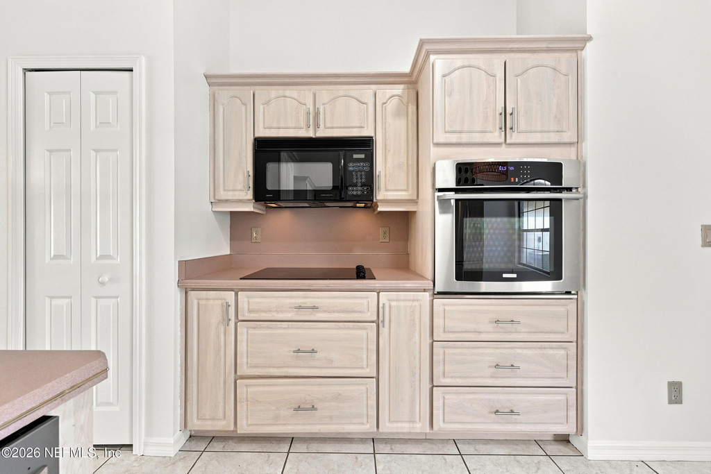 12 Emmons Lane - Photo 17