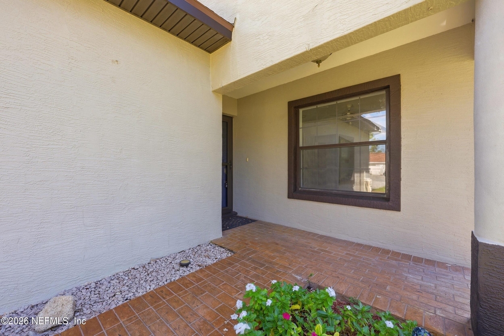 12 Emmons Lane - Photo 3