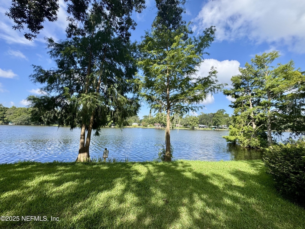 1692 E Holly Oaks Lake Road E - Photo 27