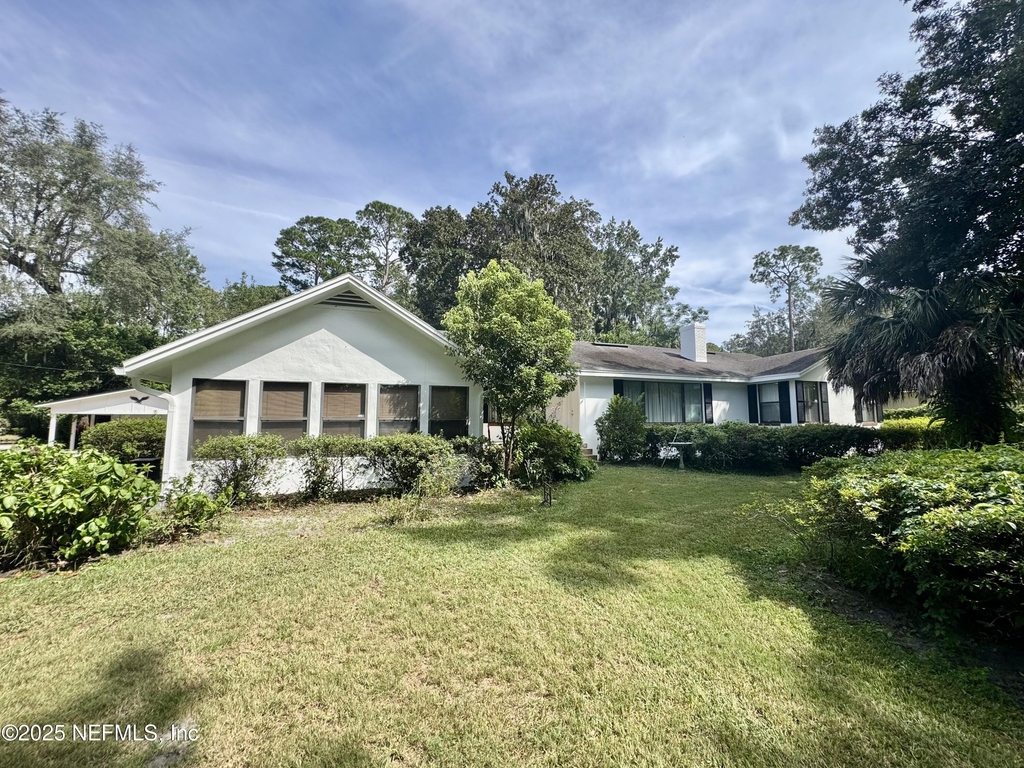 1692 E Holly Oaks Lake Road E - Photo 25