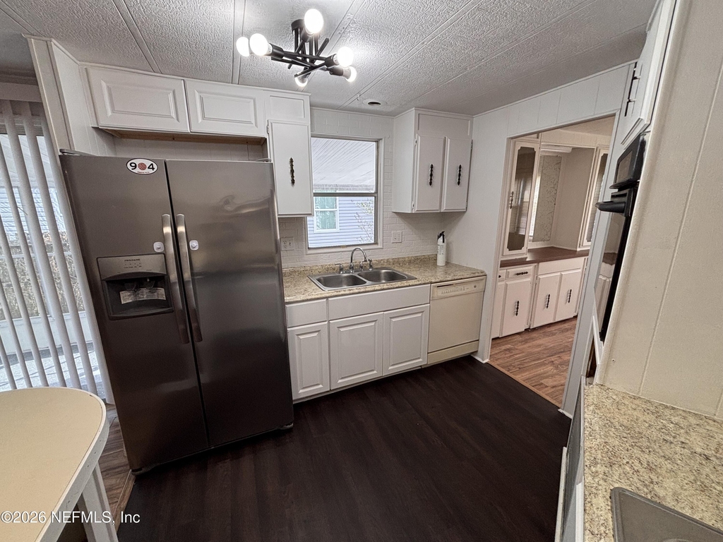 10911 Merrywood Drive - Photo 20
