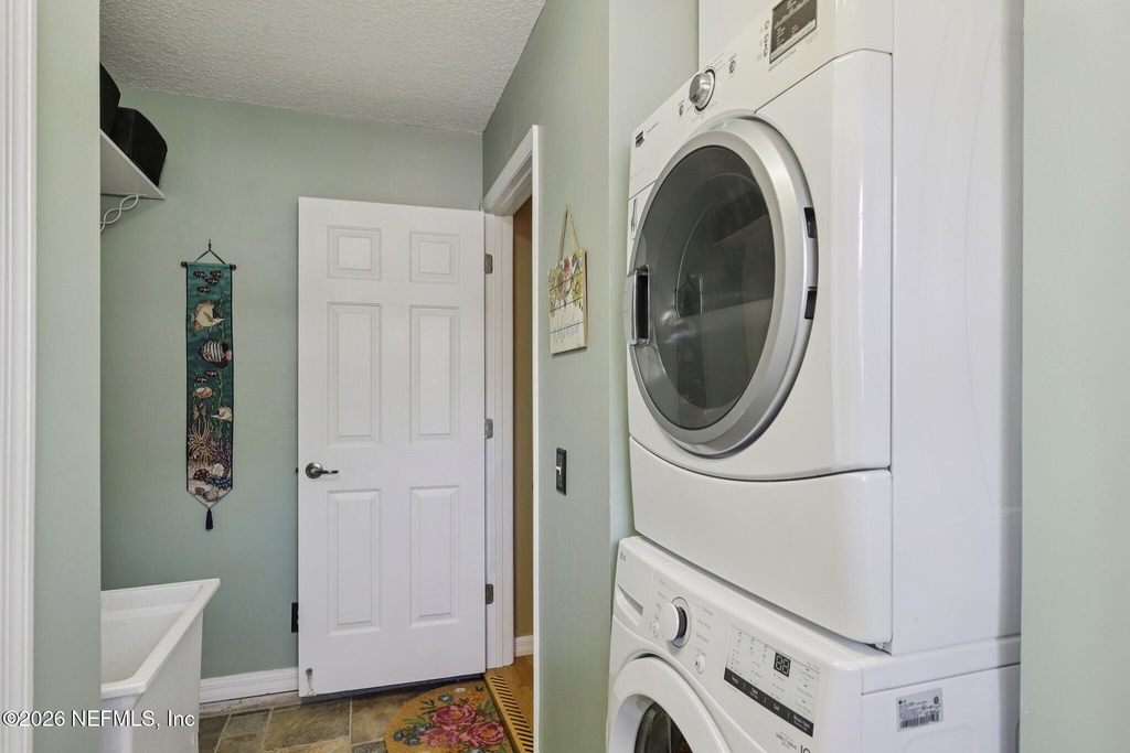 303 Fourteenth Street - Photo 27