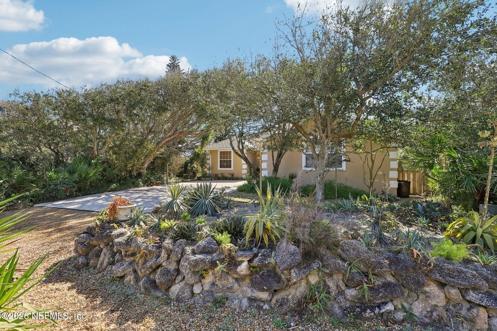 303 Fourteenth Street - Photo 3