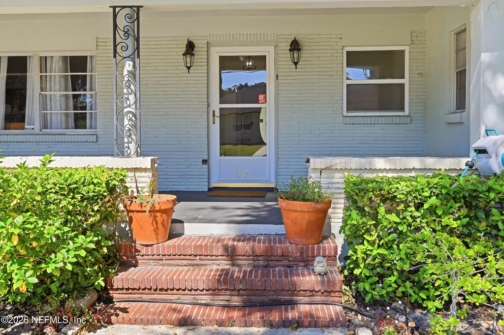955 Waterman Road S - Photo 2