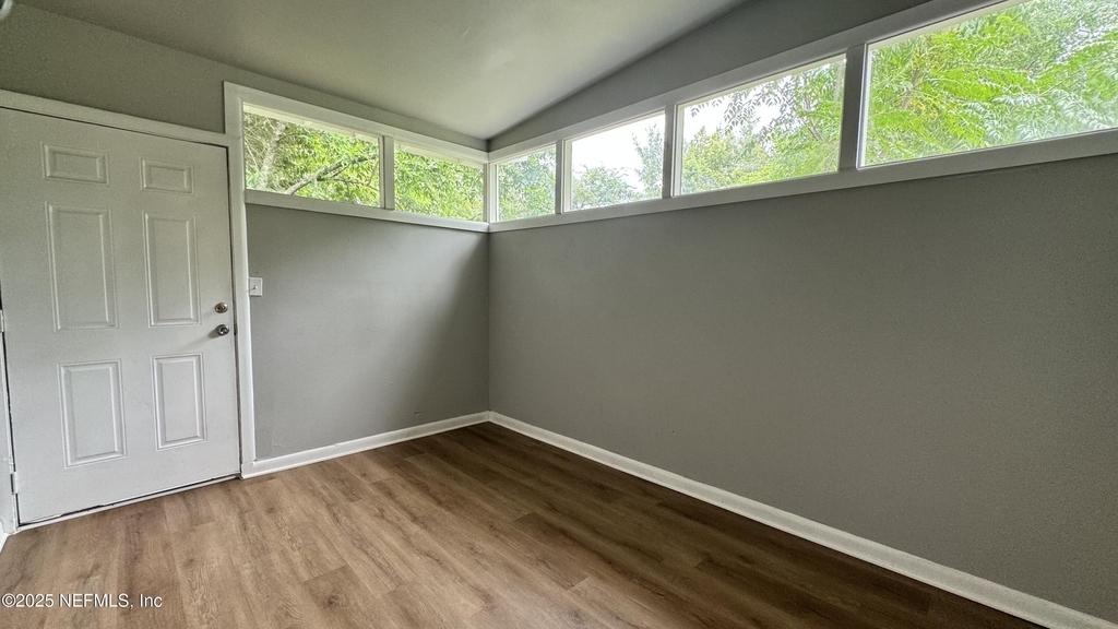 804 La Marche Drive - Photo 7