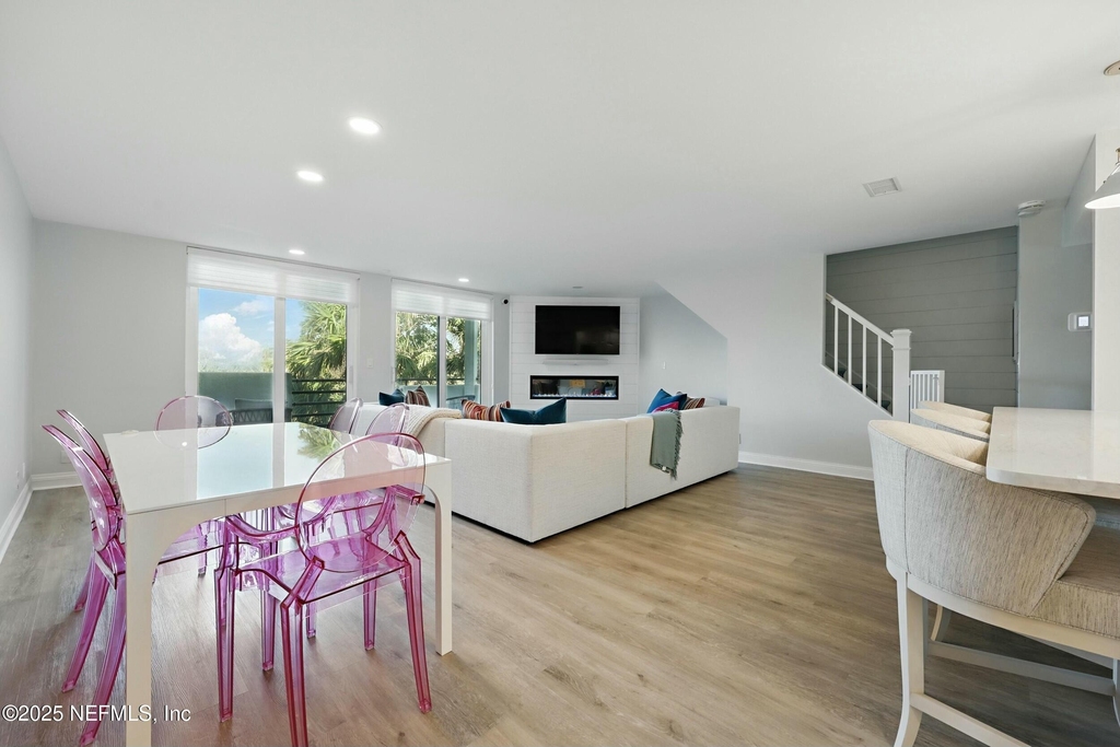 746 Spinnakers Reach Drive - Photo 5