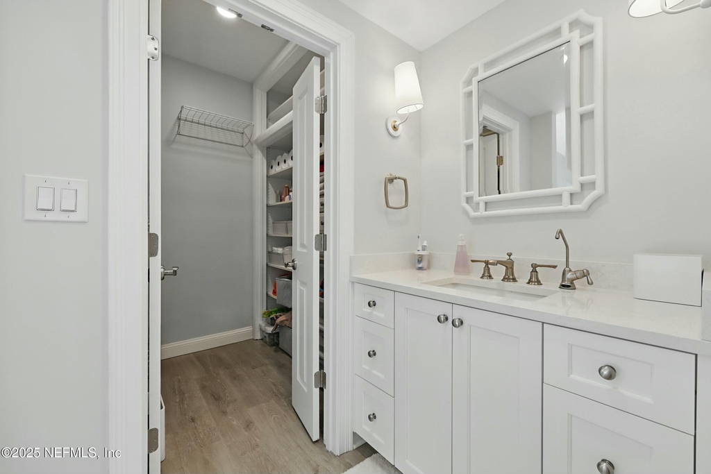 746 Spinnakers Reach Drive - Photo 23