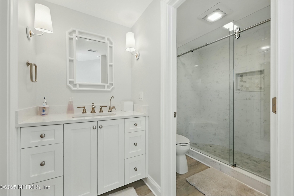 746 Spinnakers Reach Drive - Photo 22
