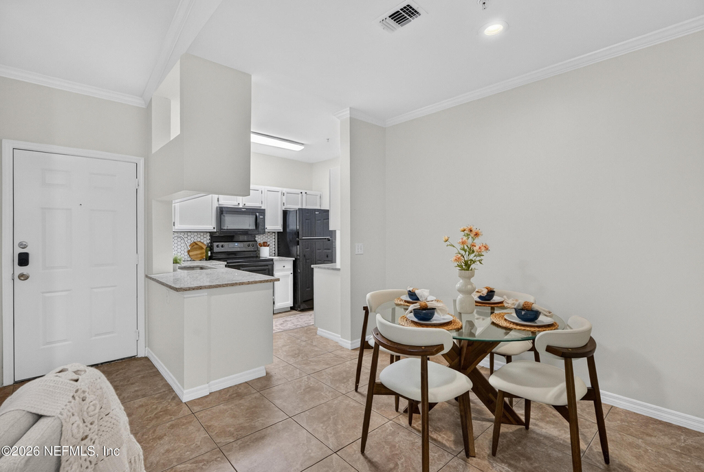 160 Veracruz Drive - Photo 4