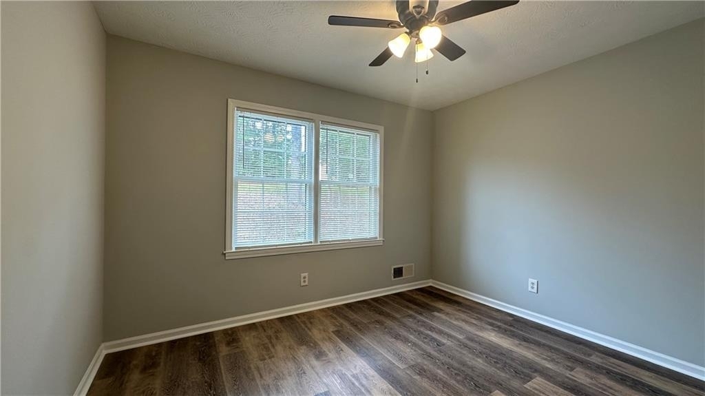 2850 Bruckner Boulevard - Photo 8
