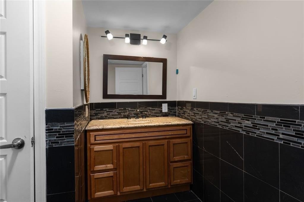 212 Kings - Photo 100