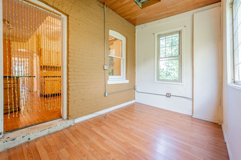 1841 W Touhy Avenue - Photo 38