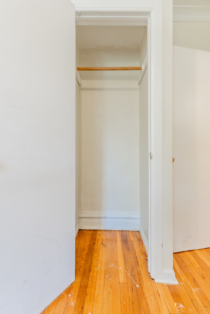 1841 W Touhy Avenue - Photo 25