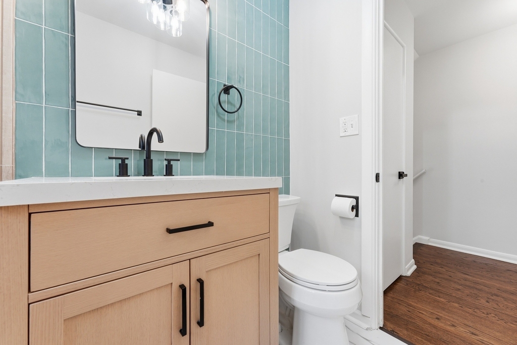 221 W Sheridan Place - Photo 24