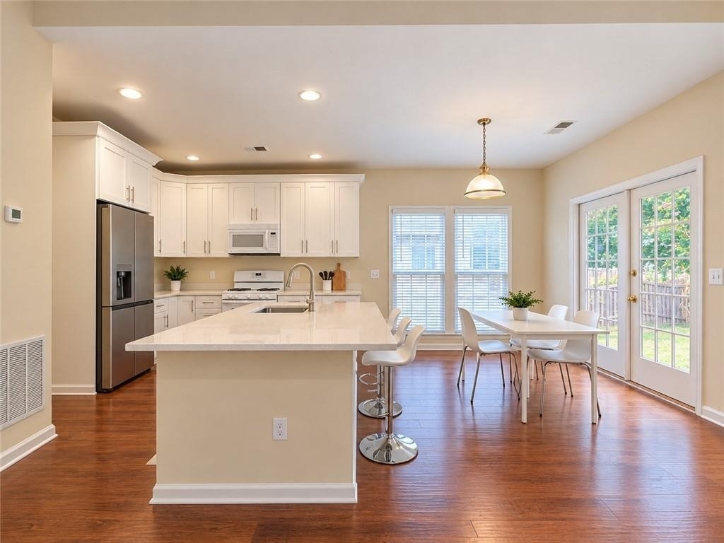 1124 Sadlers Way - Photo 8