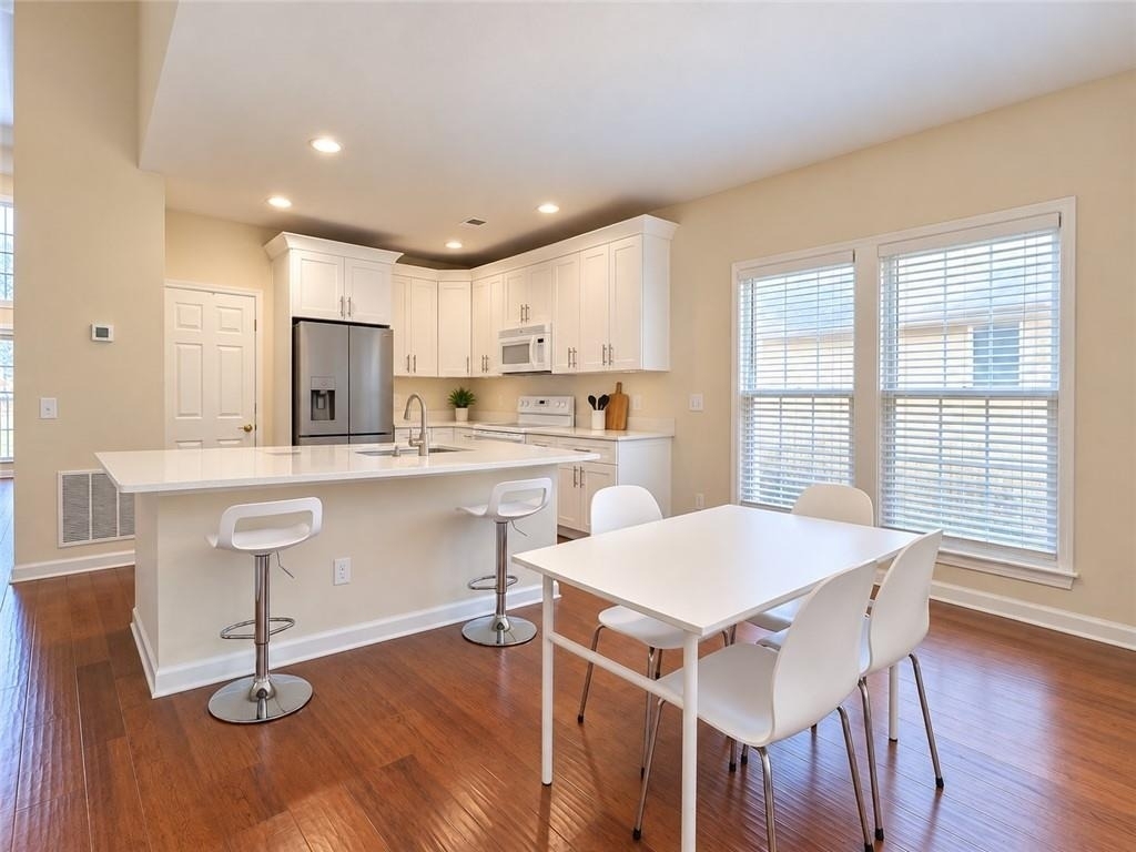 1124 Sadlers Way - Photo 10