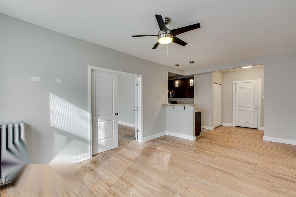 836 E 53rd Street - Photo 3