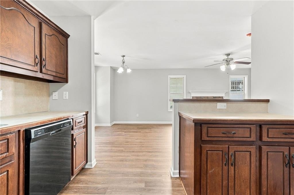121 Cypress Court - Photo 11