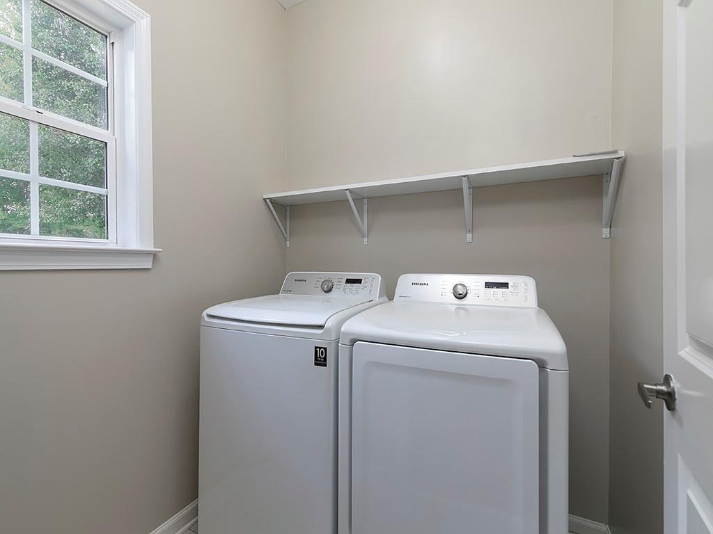 745 Fairmont - Photo 14