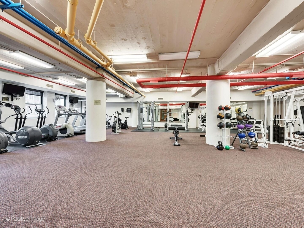 165 N Canal Street - Photo 28
