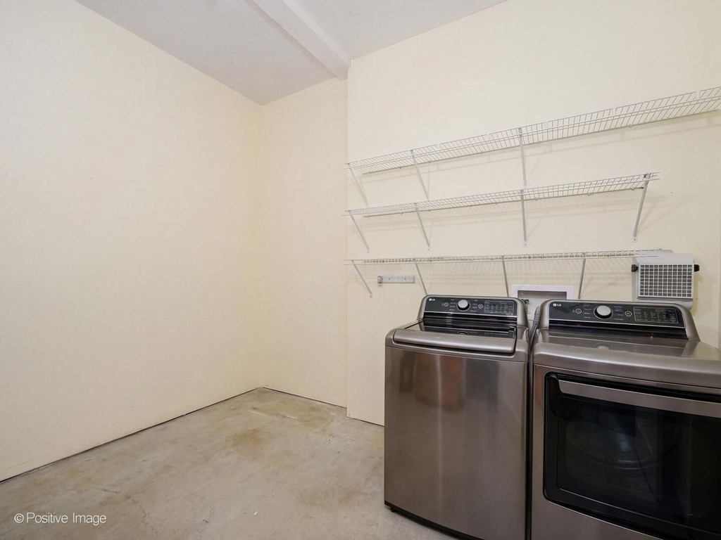165 N Canal Street - Photo 24