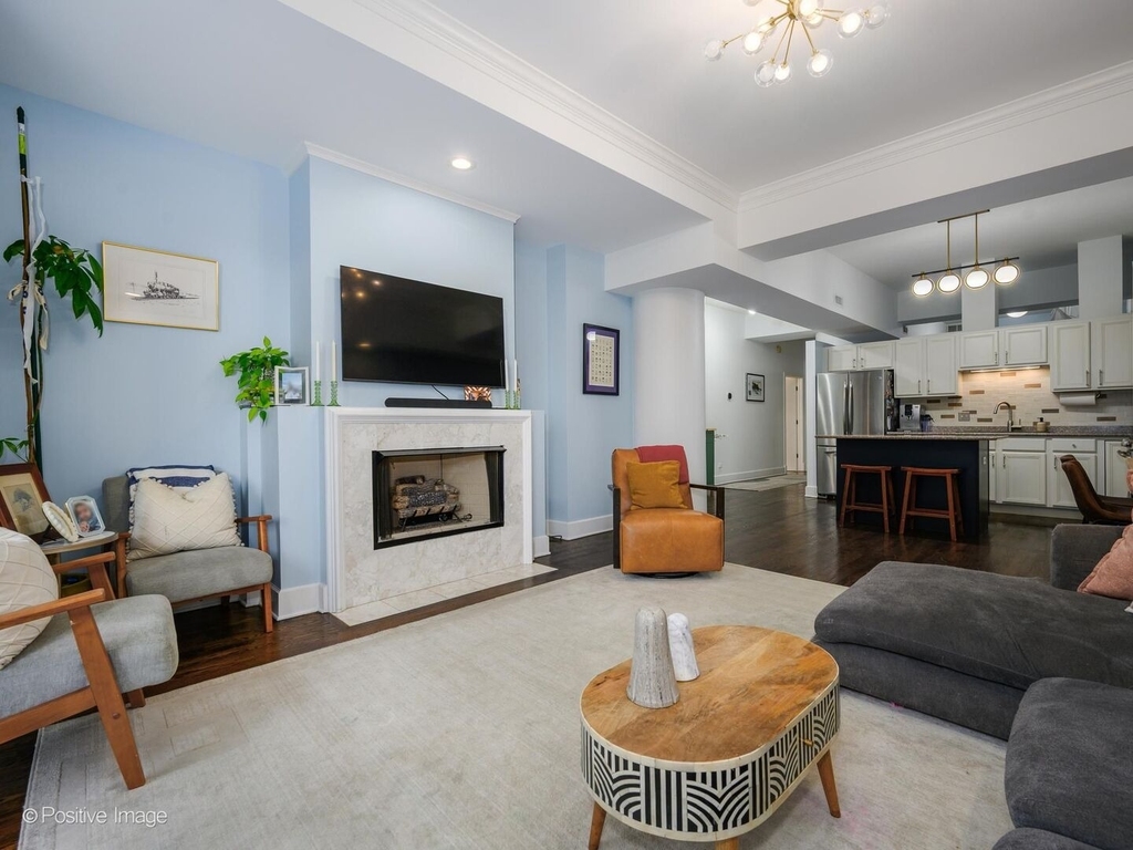 165 N Canal Street - Photo 7